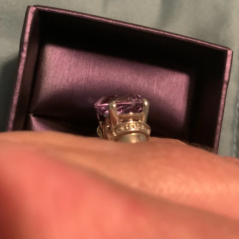 Rose Amethyst Ring - Picture 4 of 4
